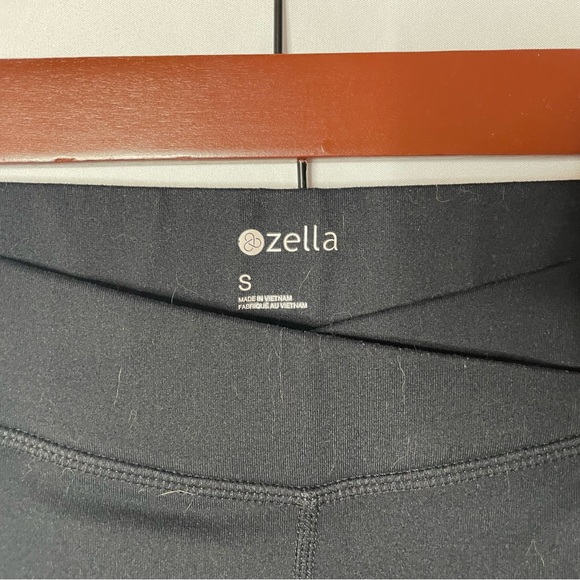 Zella capri leggings - Picture 2 of 3